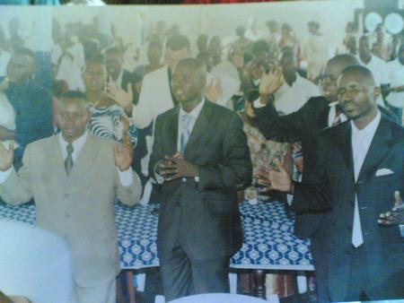 A l'eglise FILS DU TONNERRE